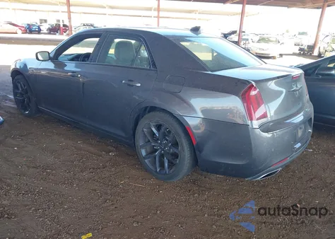 2023 Chrysler 300 300S из США, поврежденный, VIN 2C3CCABG7PH641015